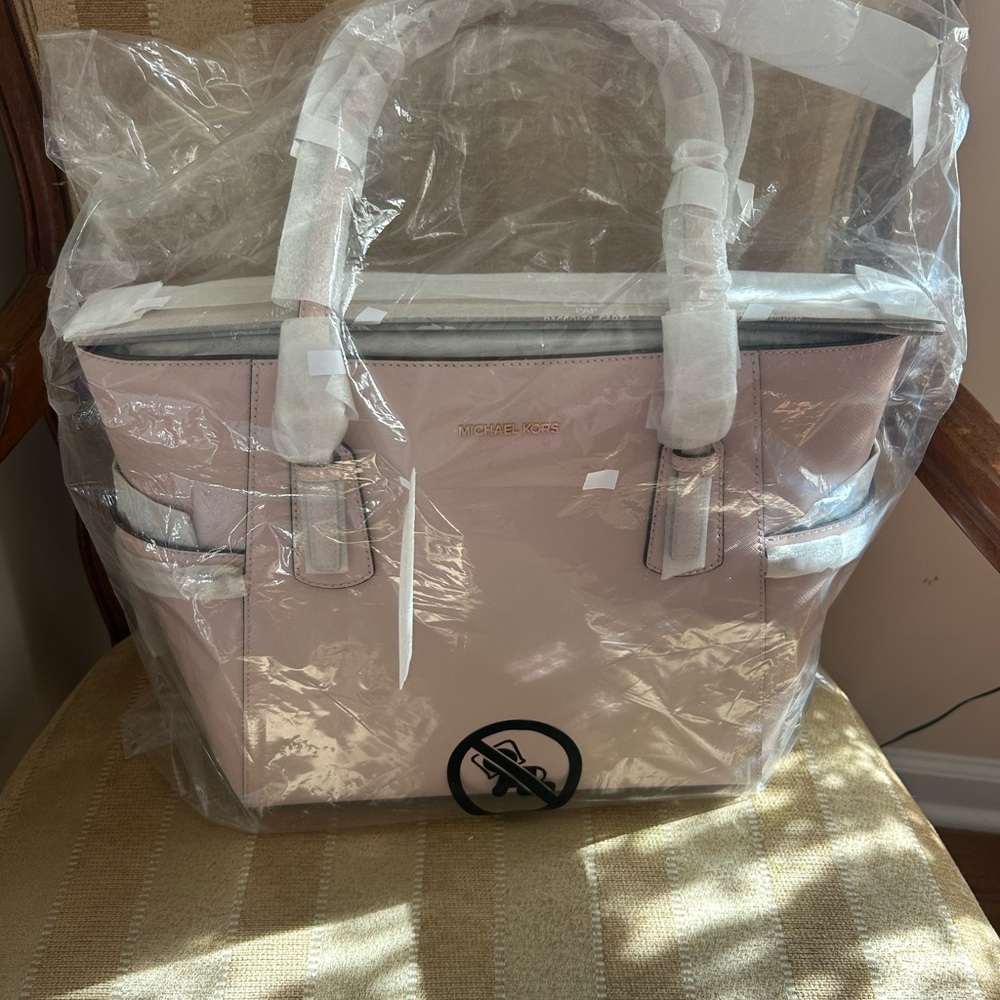 Michael Kors Voyager Tote - Powder Blush